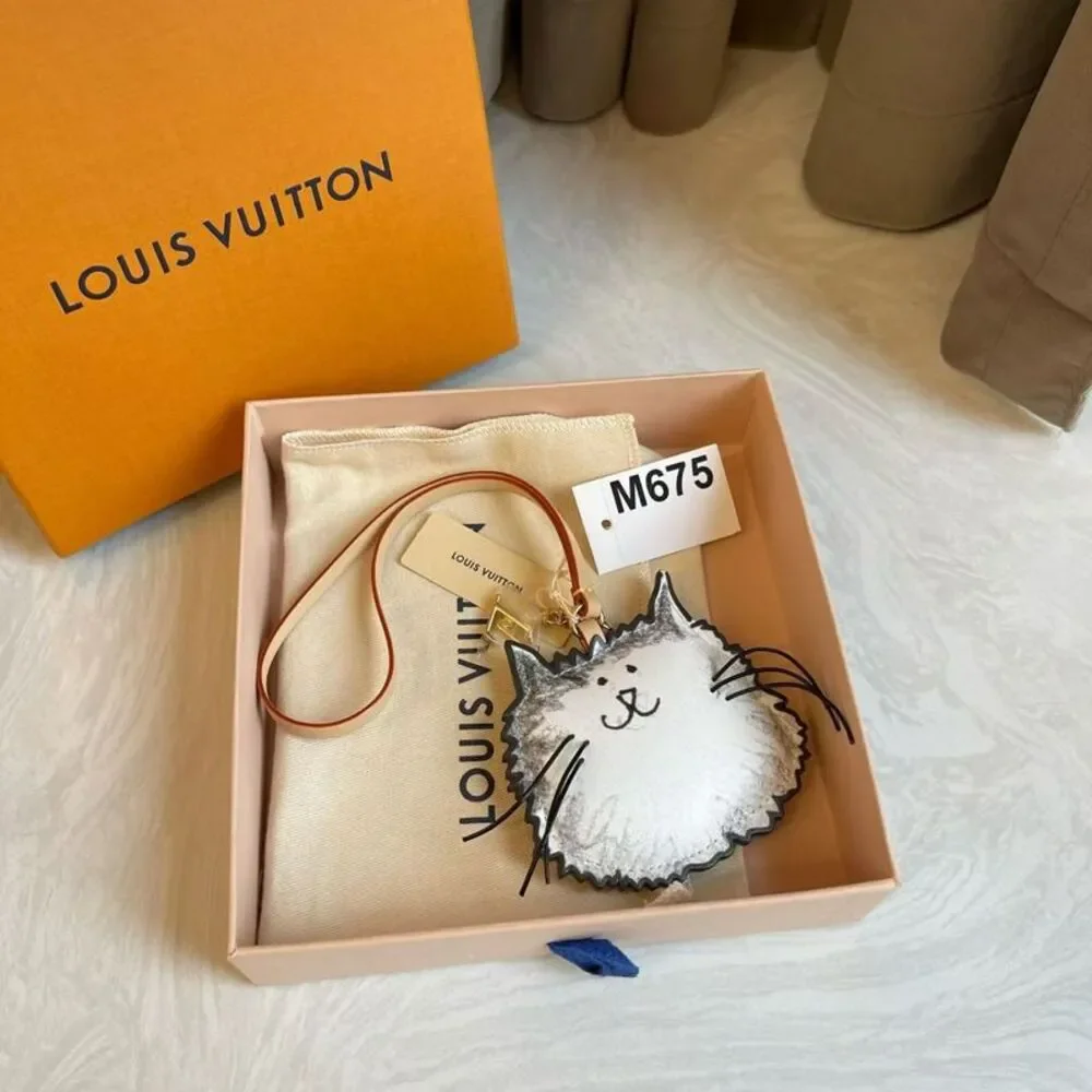Louis Vuitton Women Pre-Loved Bag Brand New Condition